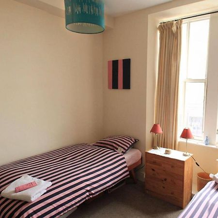 Entire Apartment In Edinburgh Ngoại thất bức ảnh