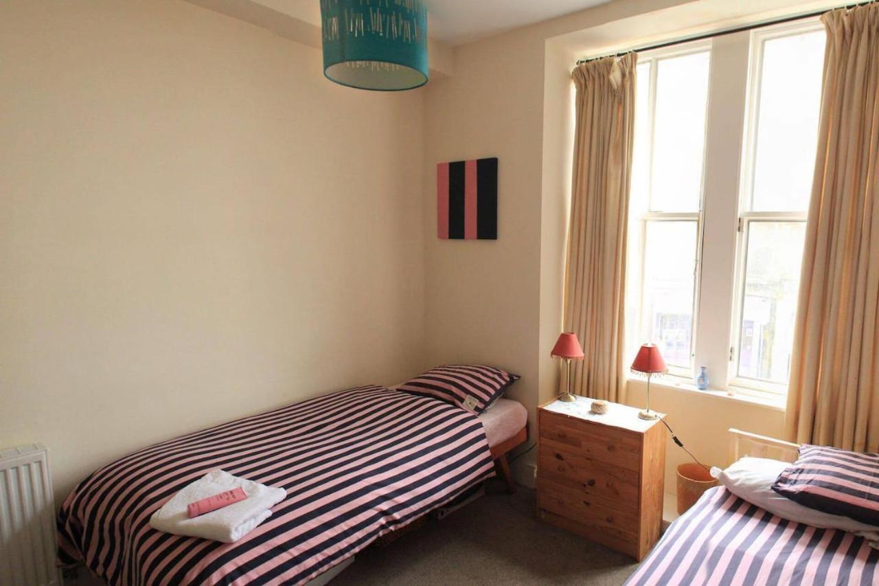 Entire Apartment In Edinburgh Ngoại thất bức ảnh