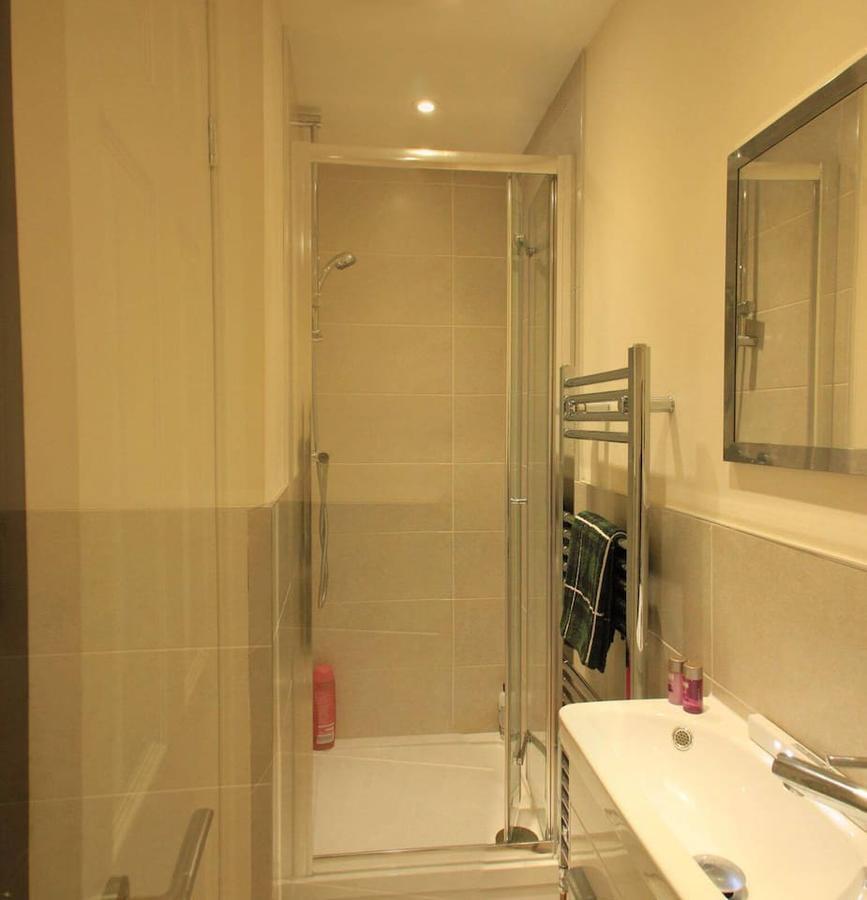 Entire Apartment In Edinburgh Ngoại thất bức ảnh