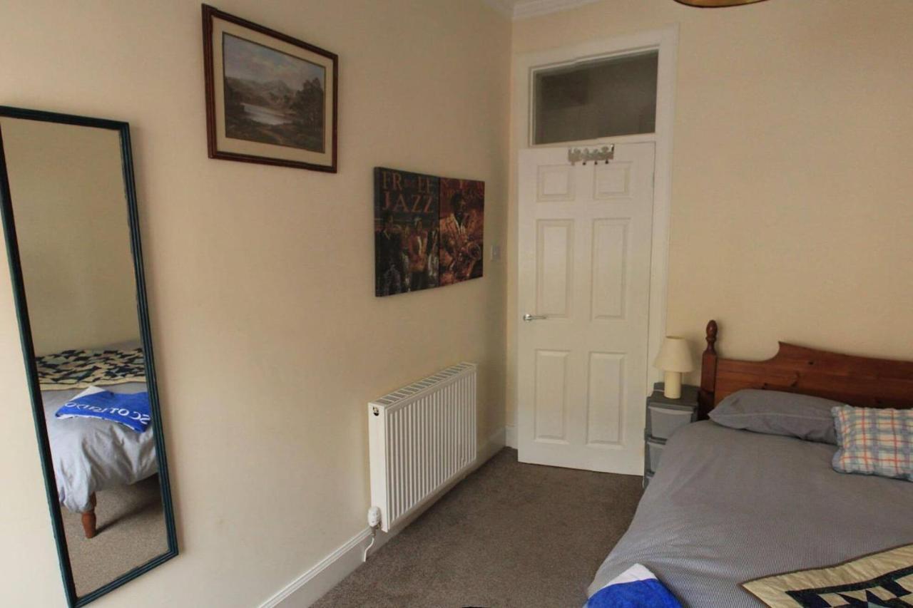 Entire Apartment In Edinburgh Ngoại thất bức ảnh